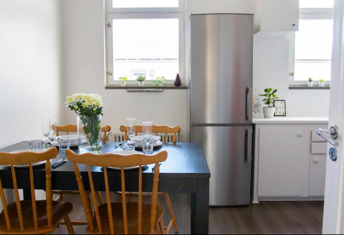 Stockholm Apartment, Hammarbyhojden ภายนอก รูปภาพ